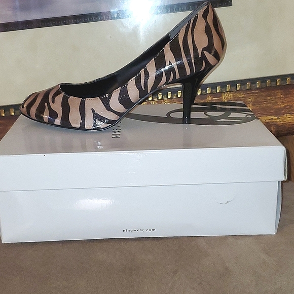 Shoes - Picture 1 of 1